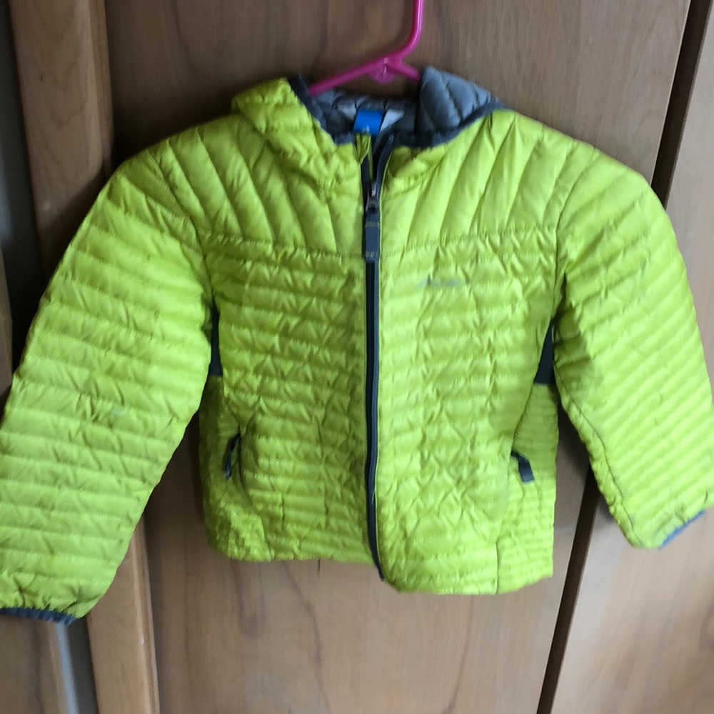 Eddie Bauer kids down jacket sz 5/6